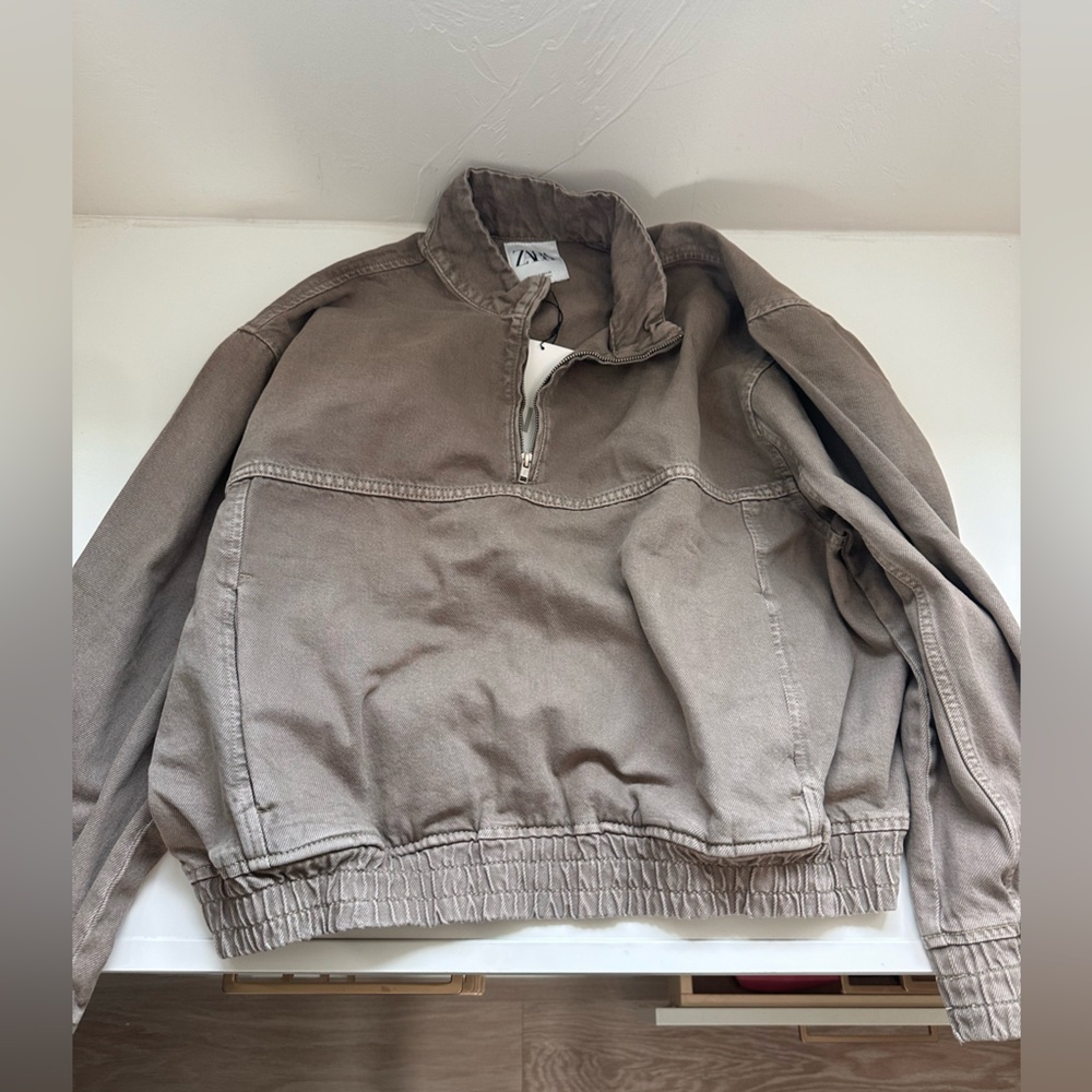 Men’s Zara jean pullover top. Brand new with tags